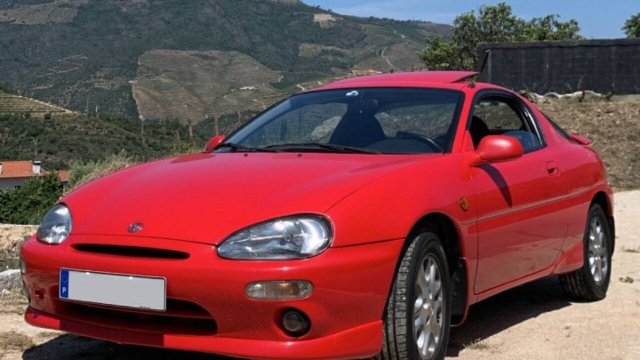 New Manual: The Smallest V6 Ever Made
